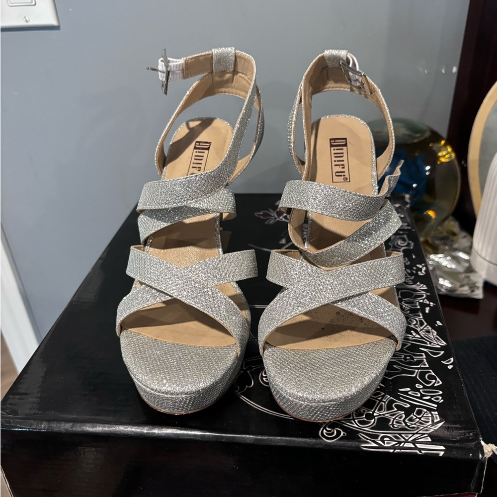 Glitter platform heels